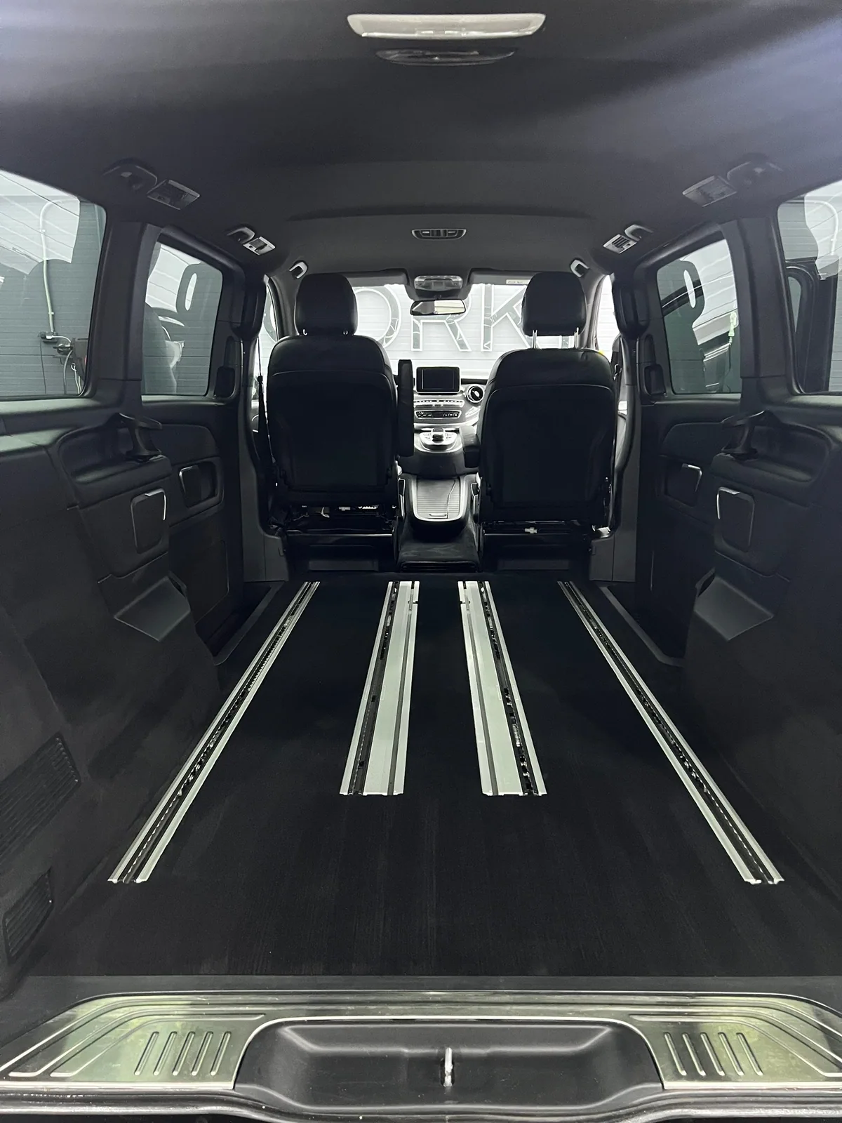 Приехал V-Class, после семейной поездки с детьми на Урал!